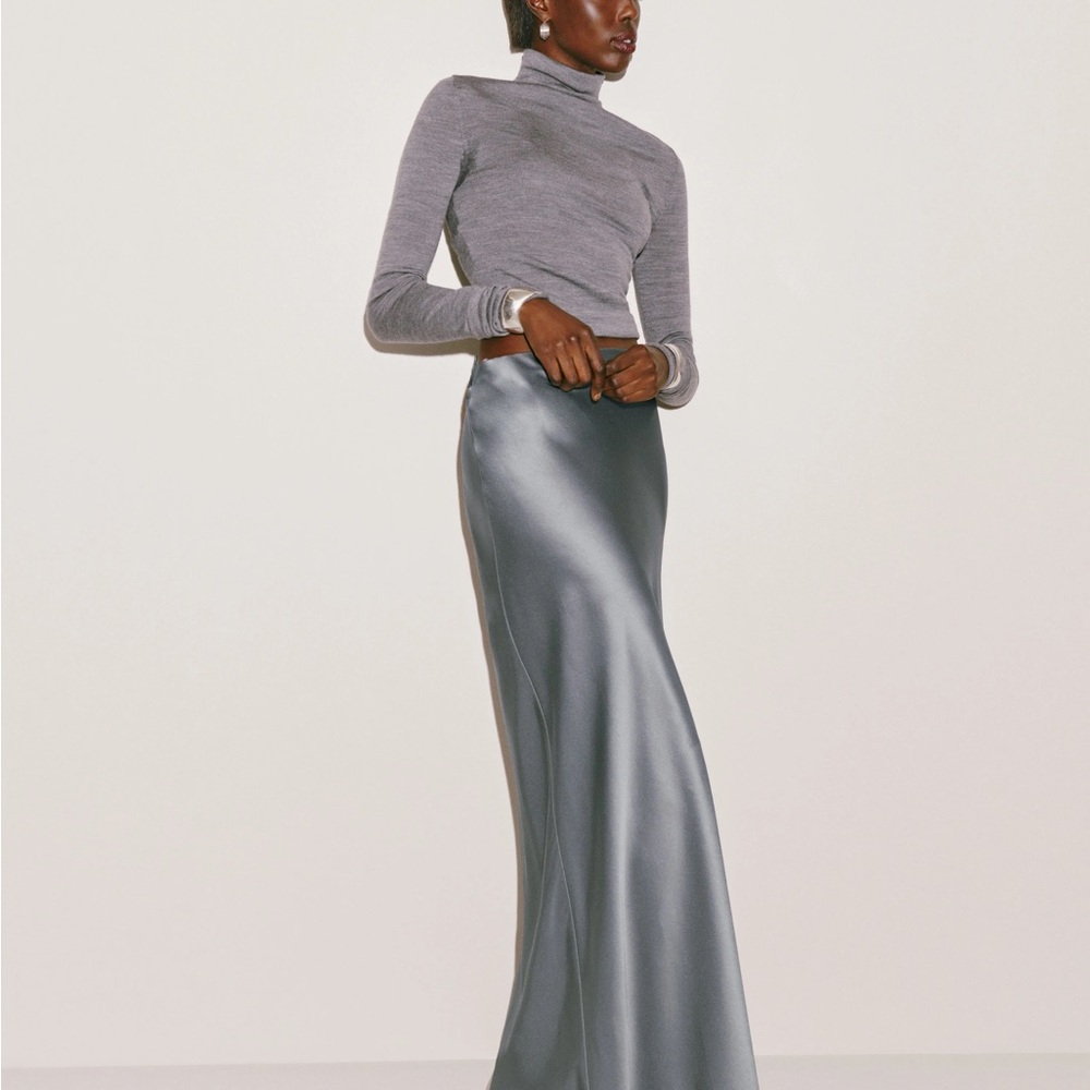 NWT Reformation Silk Shale Skirt